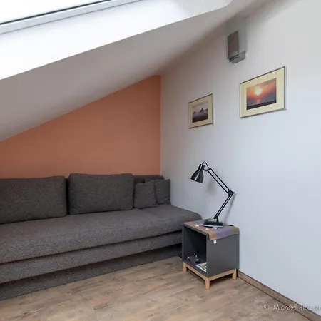 Otzens Kleine Dachkammer - Ankommen Und Wohlfuehlen Apartment Treia